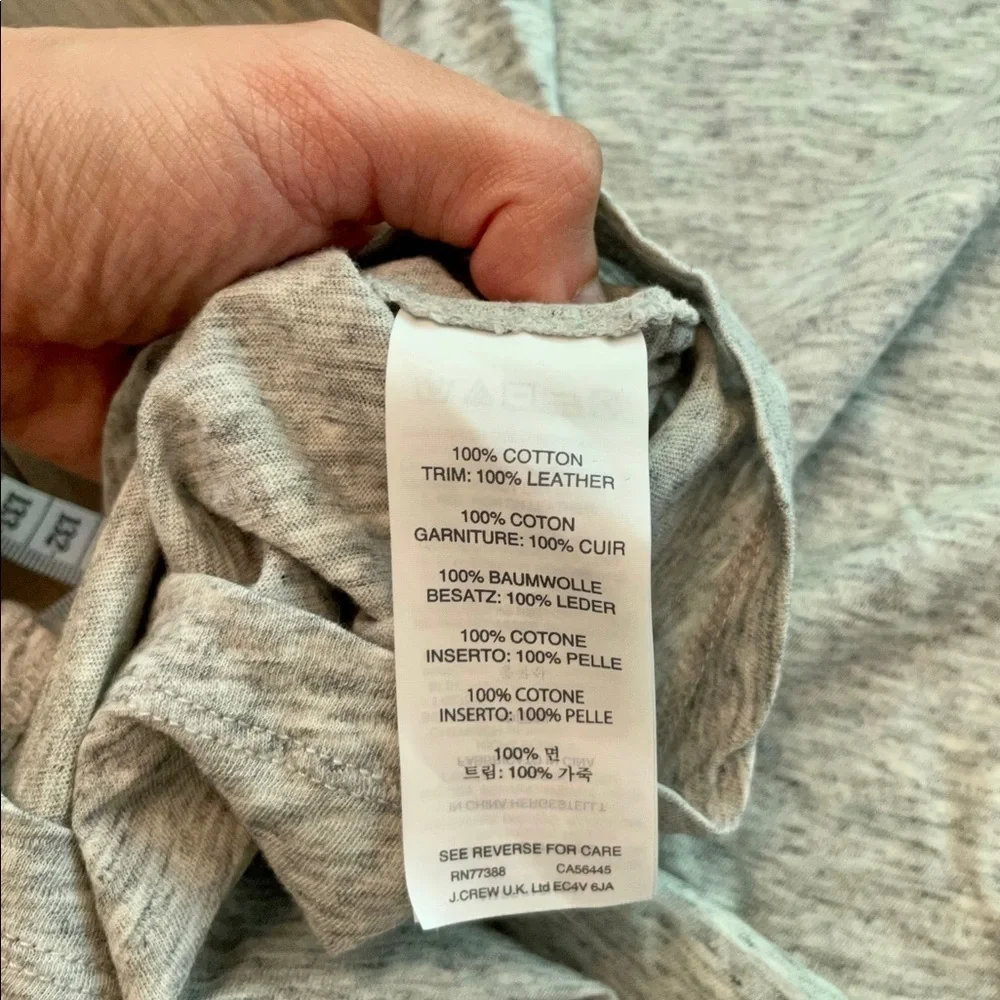 𝅺J Crew Leather trim top